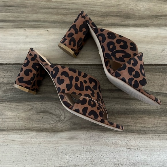 Stuart Weitzman Galene cheetah print - Picture 2 of 6